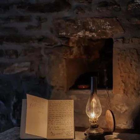 בית נופש Valira's Antique House - A Timeless Getaway *